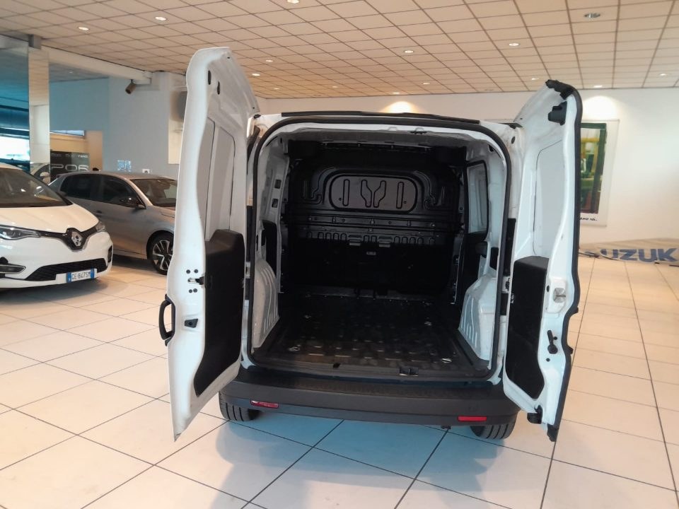 Fiat Doblò Cargo, foto 5 di 8