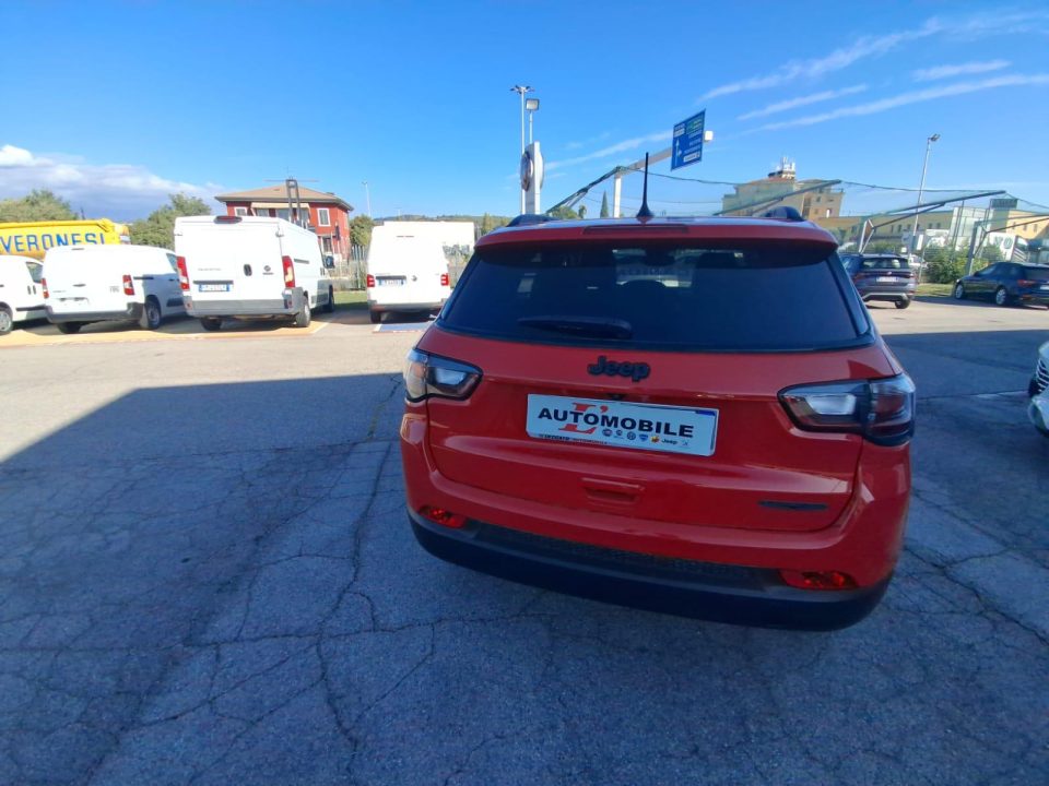 Jeep Compass, foto 6 di 10