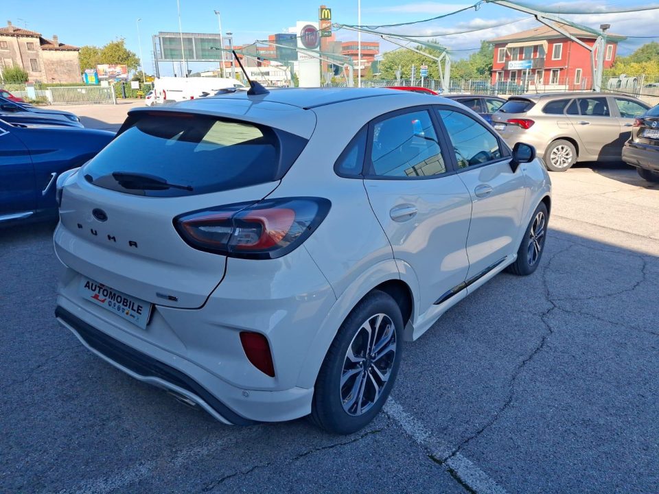 Ford Puma, foto 6 di 8