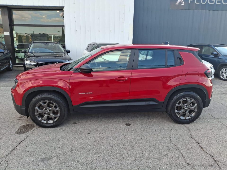 Jeep Avenger, foto 3 di 8