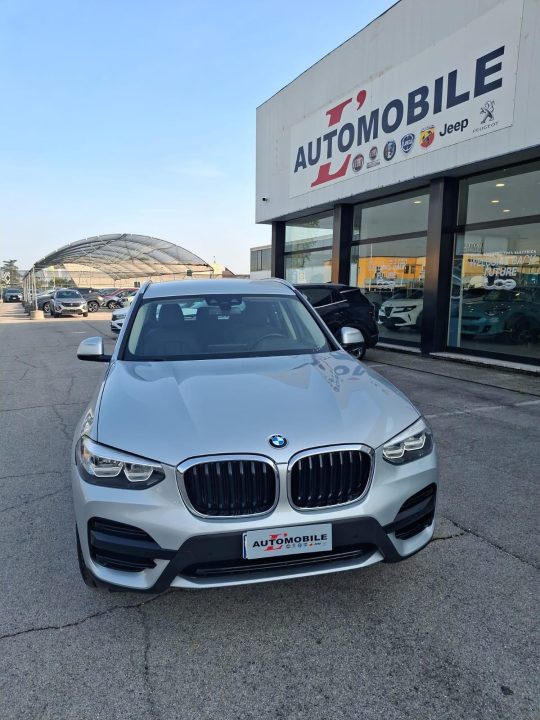 BMW X3, foto 2 di 8