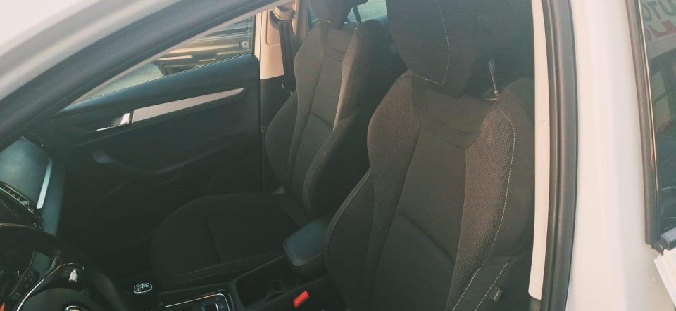 Skoda Karoq, foto 5 di 7