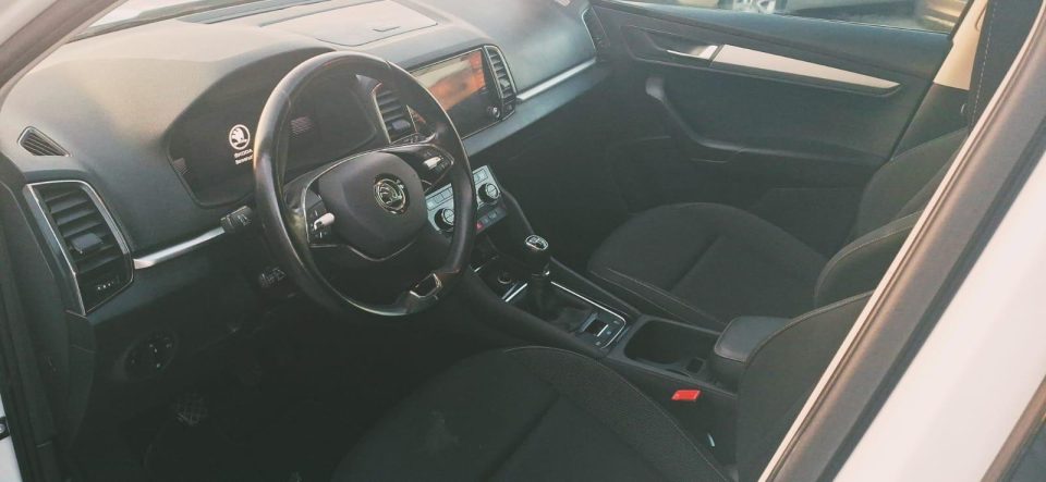 Skoda Karoq, foto 4 di 7