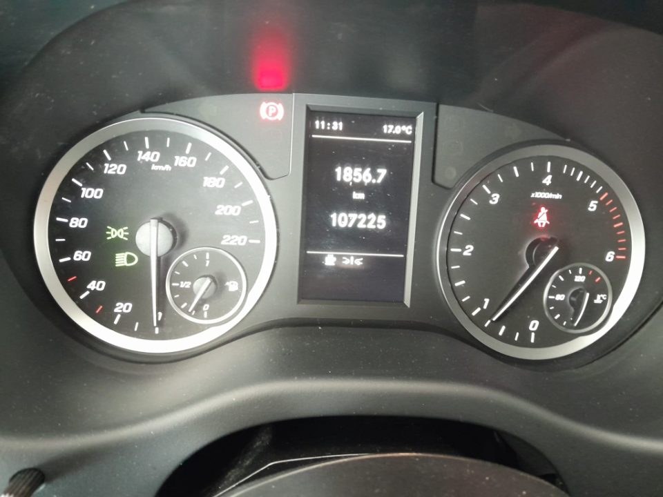Mercedes-Benz Vito, foto 7 di 8
