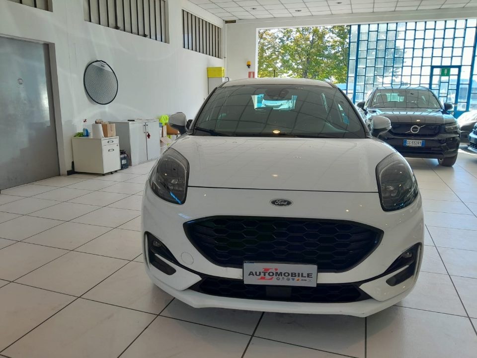 Ford Puma, foto 1 di 8