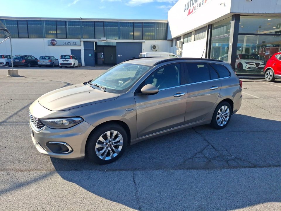 Fiat Tipo, foto 2 di 10
