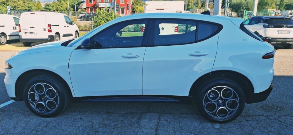 Alfa Romeo Tonale, foto 3 di 7